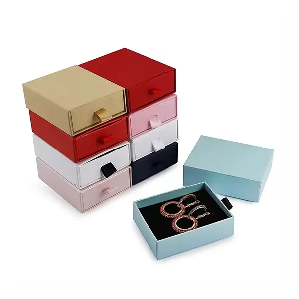 custom gift boxes with logo
